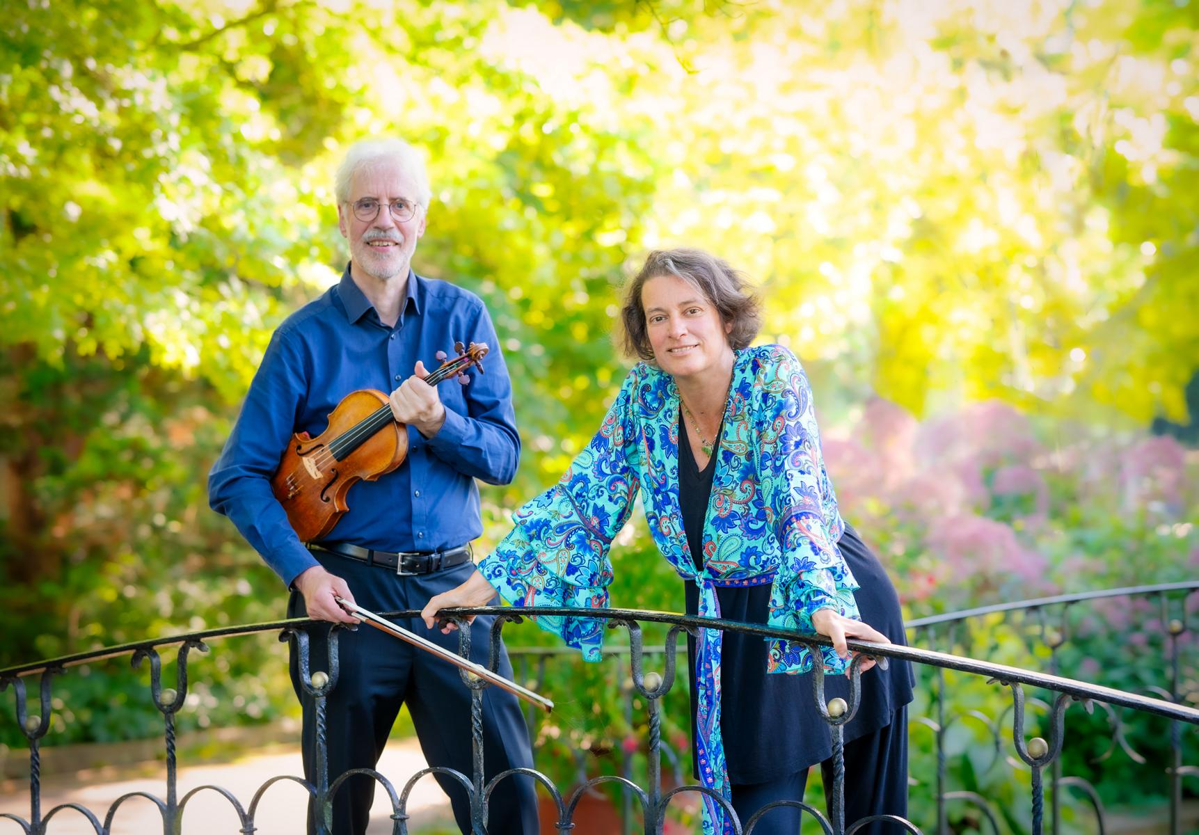 Mehr über den Artikel erfahren ROSE, FEEN & FALKE